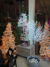 Load image into Gallery viewer, Cool Lit Snow Balls